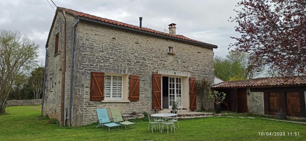 Verteuil-sur-Charente La Maison De Marie מראה חיצוני תמונה