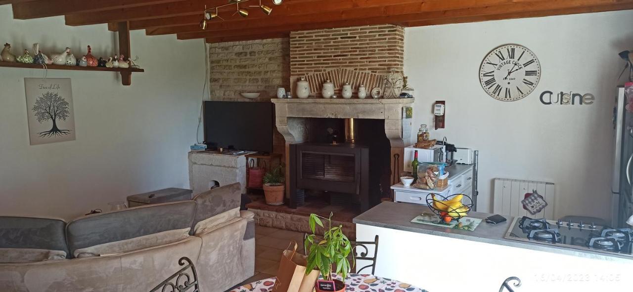 Verteuil-sur-Charente La Maison De Marie מראה חיצוני תמונה